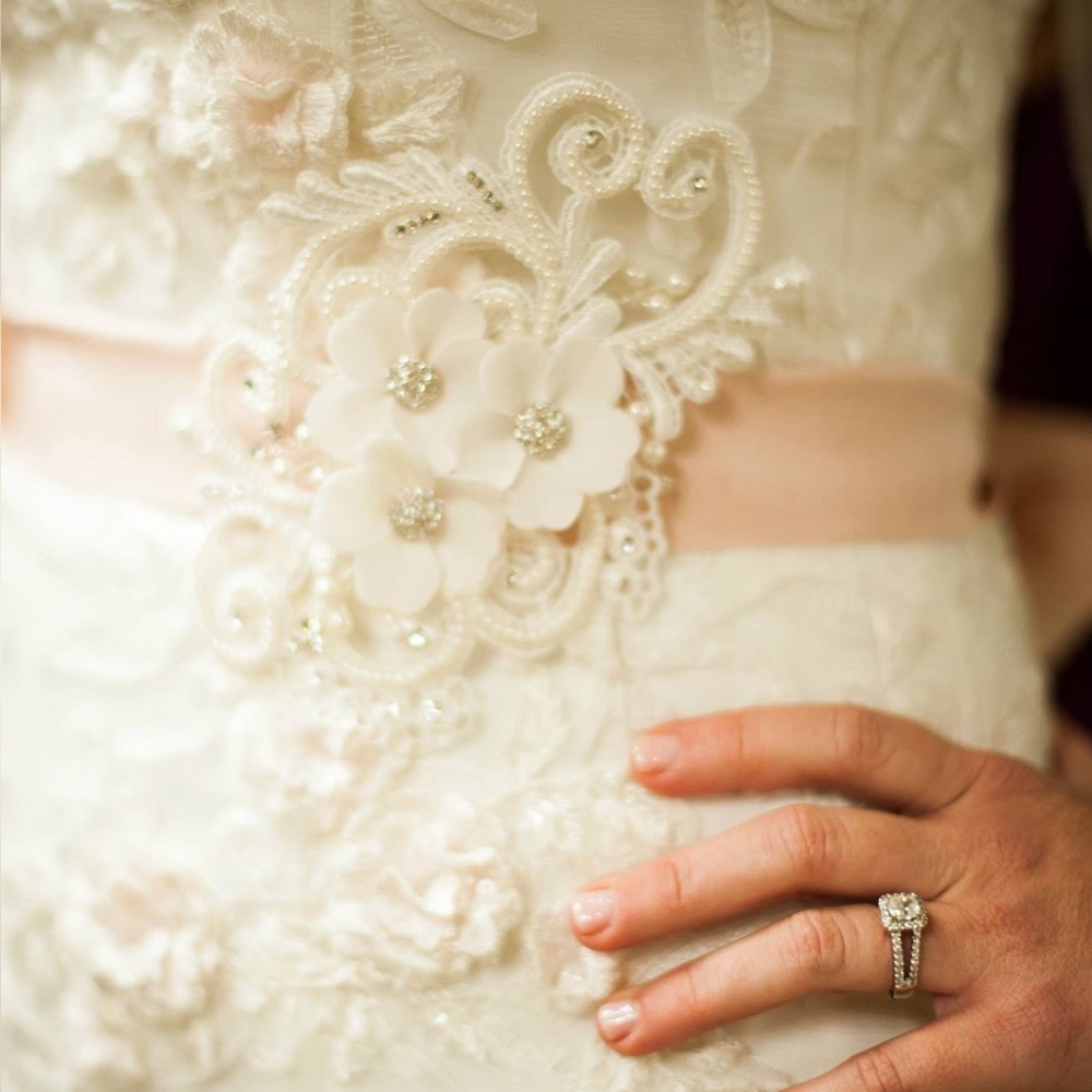 Ivory Floral Lace Wedding Gown - Picture 6 of 8